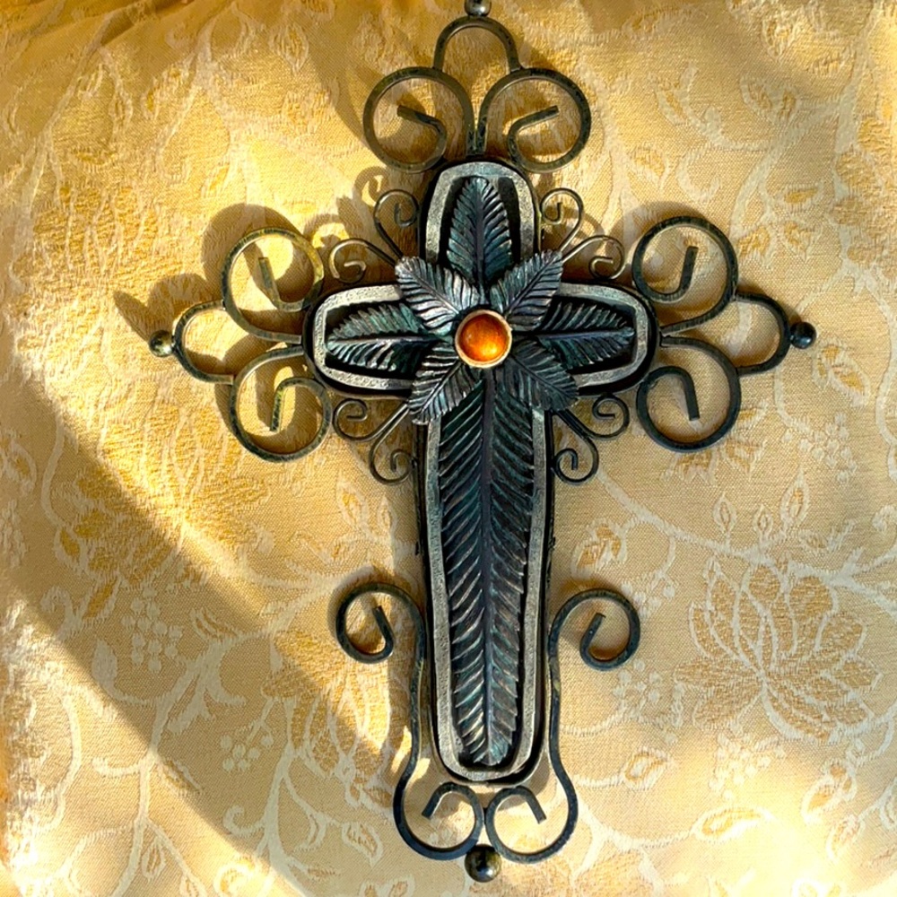 Western Style Metal Cross